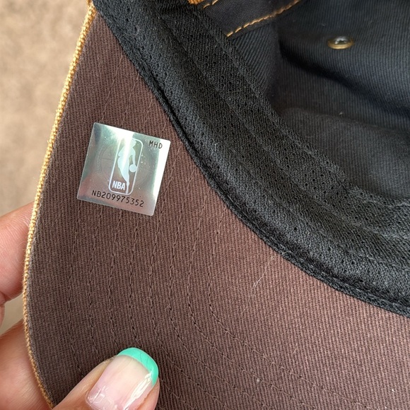 Los Angeles Lakers NBA ‘47 Brand Carhartt Brown Clean Up Adjustable Hat - Picture 13 of 13